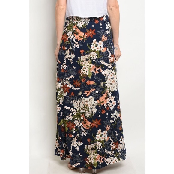 New floral Maxi Combo skirt - Picture 3 of 4